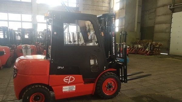 Автопогрузчик бензиновый EP CPQD30T3