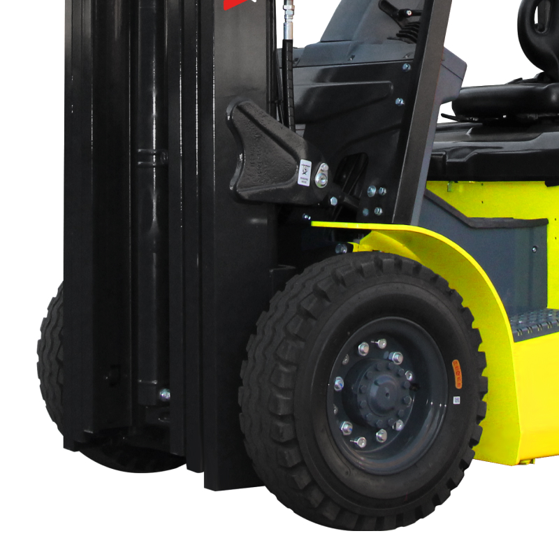 Электрический погрузчик YETT CPD30-A3LIH4-M-M400-3W